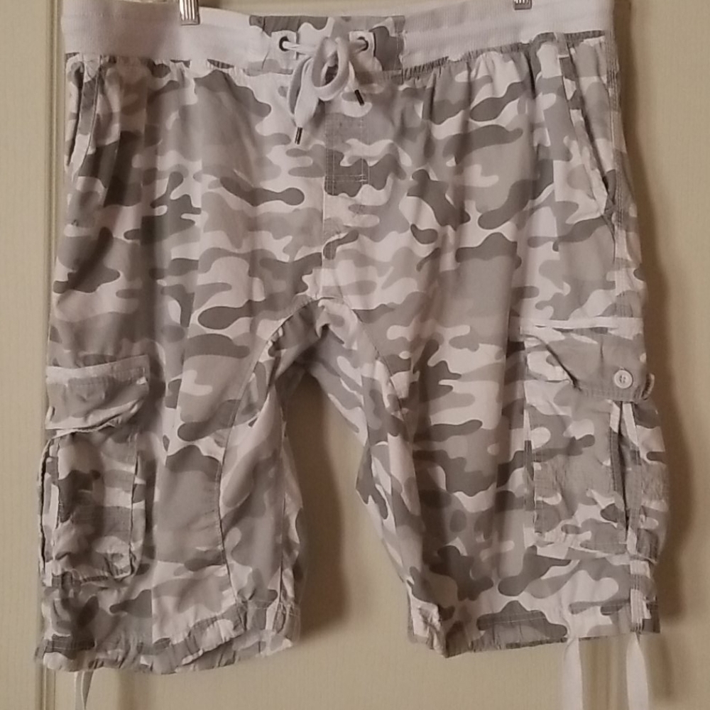 Mens Pull On Big & Tall Camo Cargo Shorts Size 5X